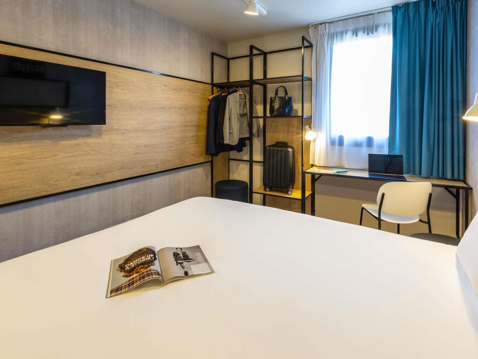 ホテル Ibis Epinal Centre エクステリア 写真