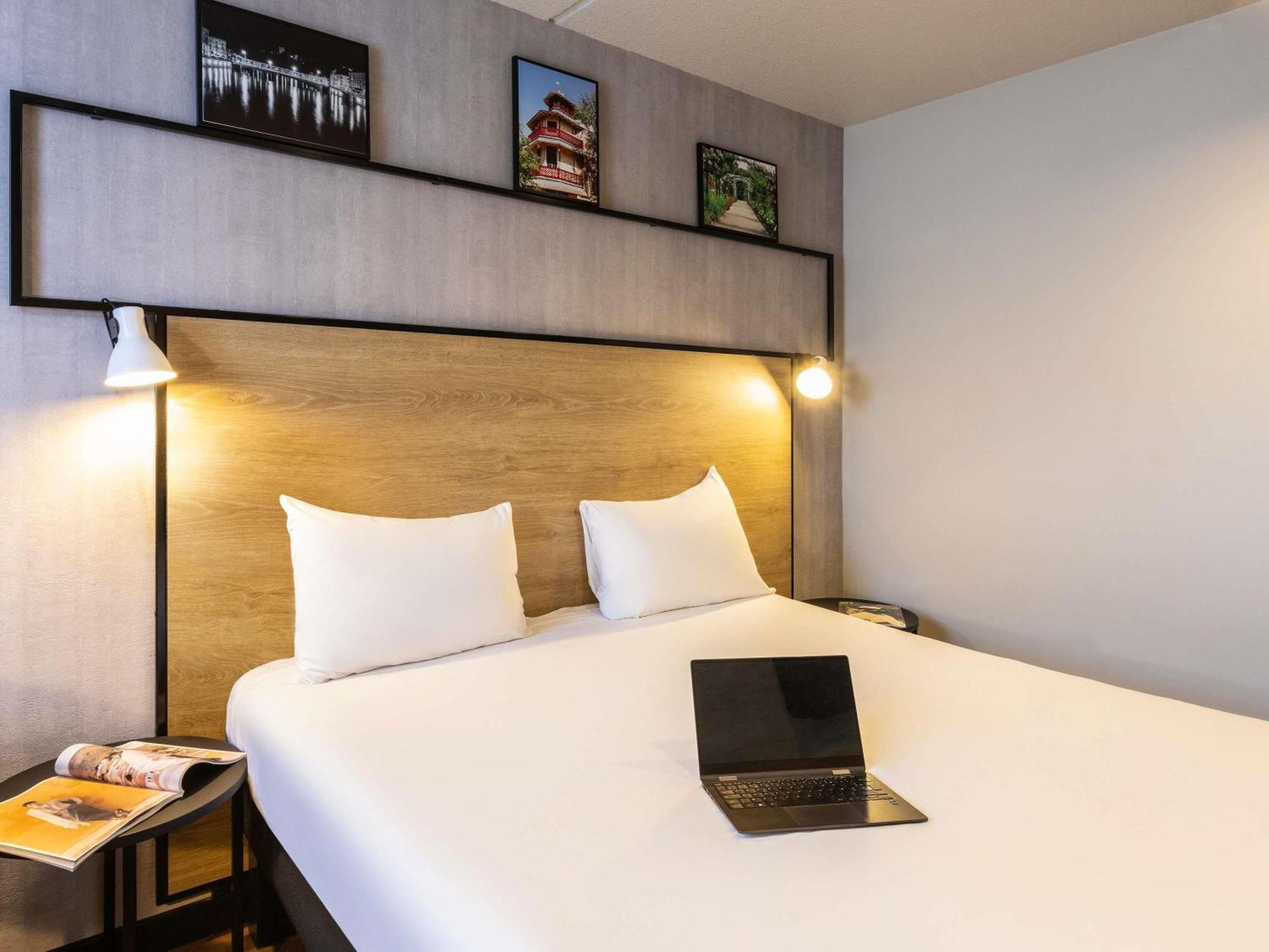 ホテル Ibis Epinal Centre エクステリア 写真